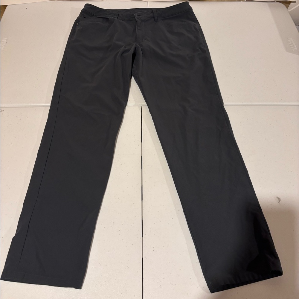 Lululemon ABC Straight Leg Gray Chino Casual Pants Men’s Size 36x32